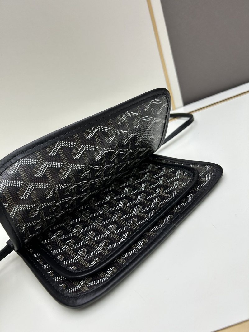 Goyard Clutch Bags